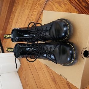 1460 Dr. Martens Women's Black - 7